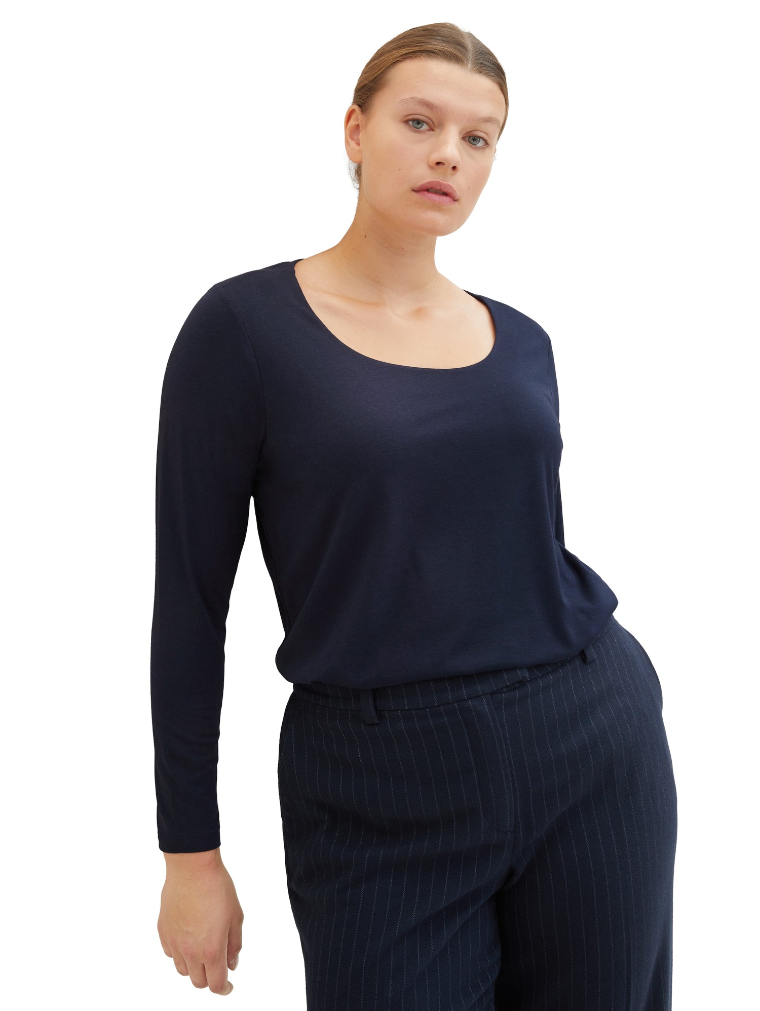 Plus Size - Langarmshirt mit Karree Ausschnitt