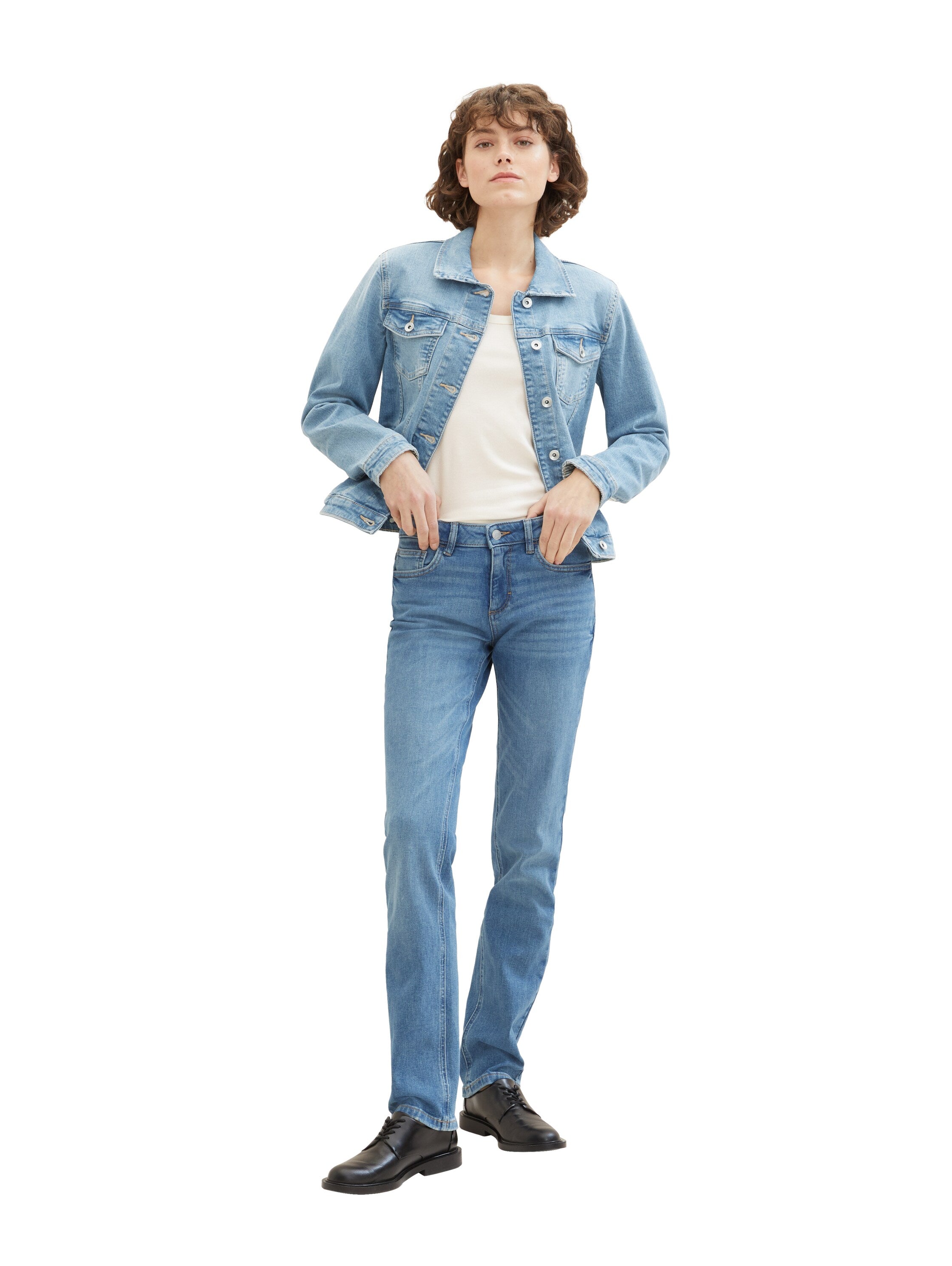 Jeansjacke mit recycelter Baumwolle