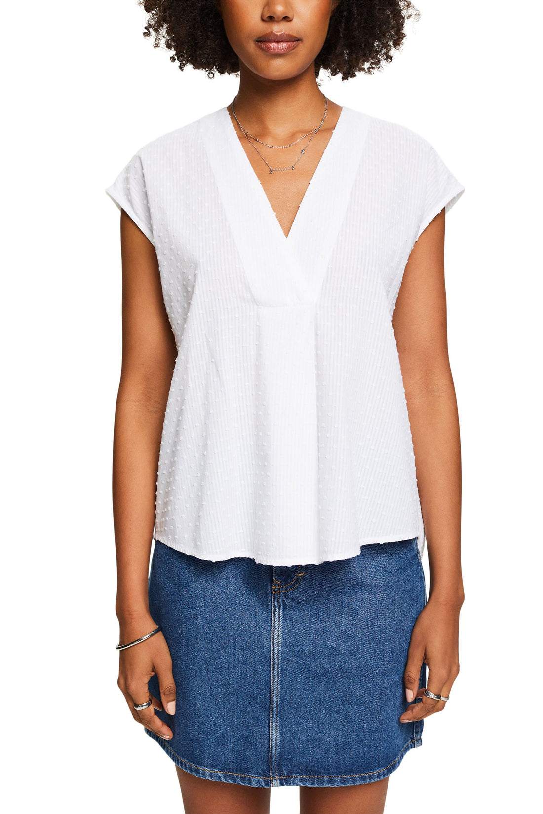 Women Blouses woven sleeveless