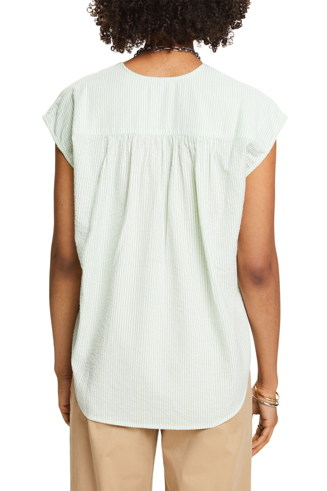 Women Blouses woven sleeveless