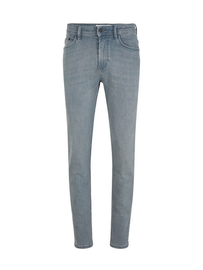 Tapered Slim Jeans