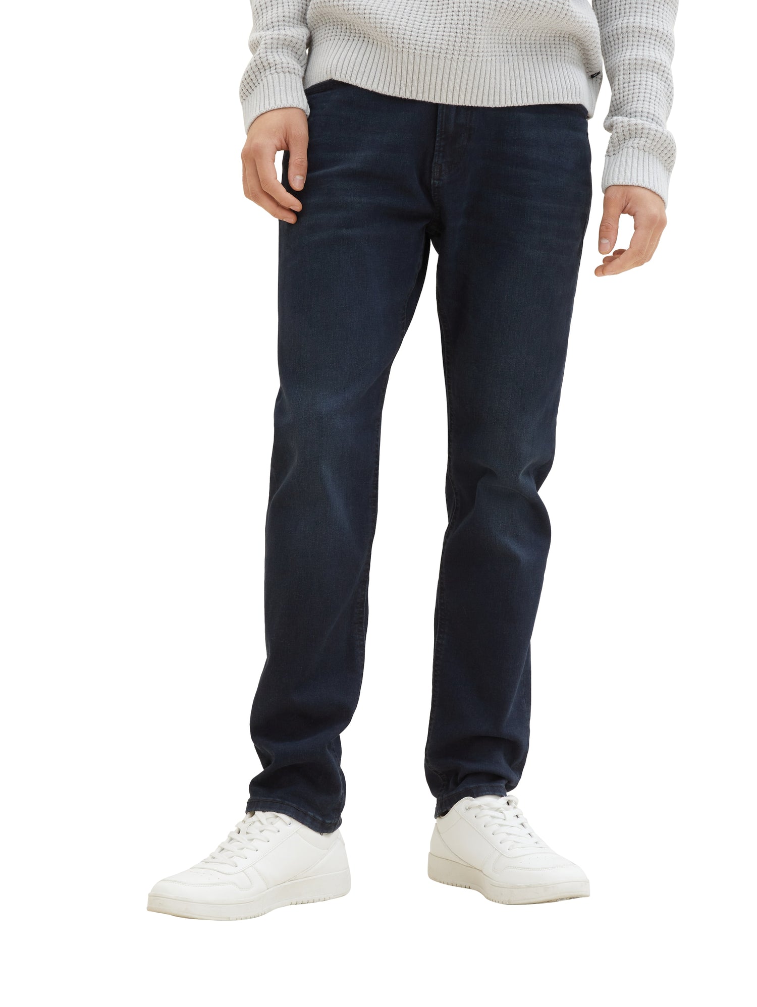 Tapered Slim Jeans