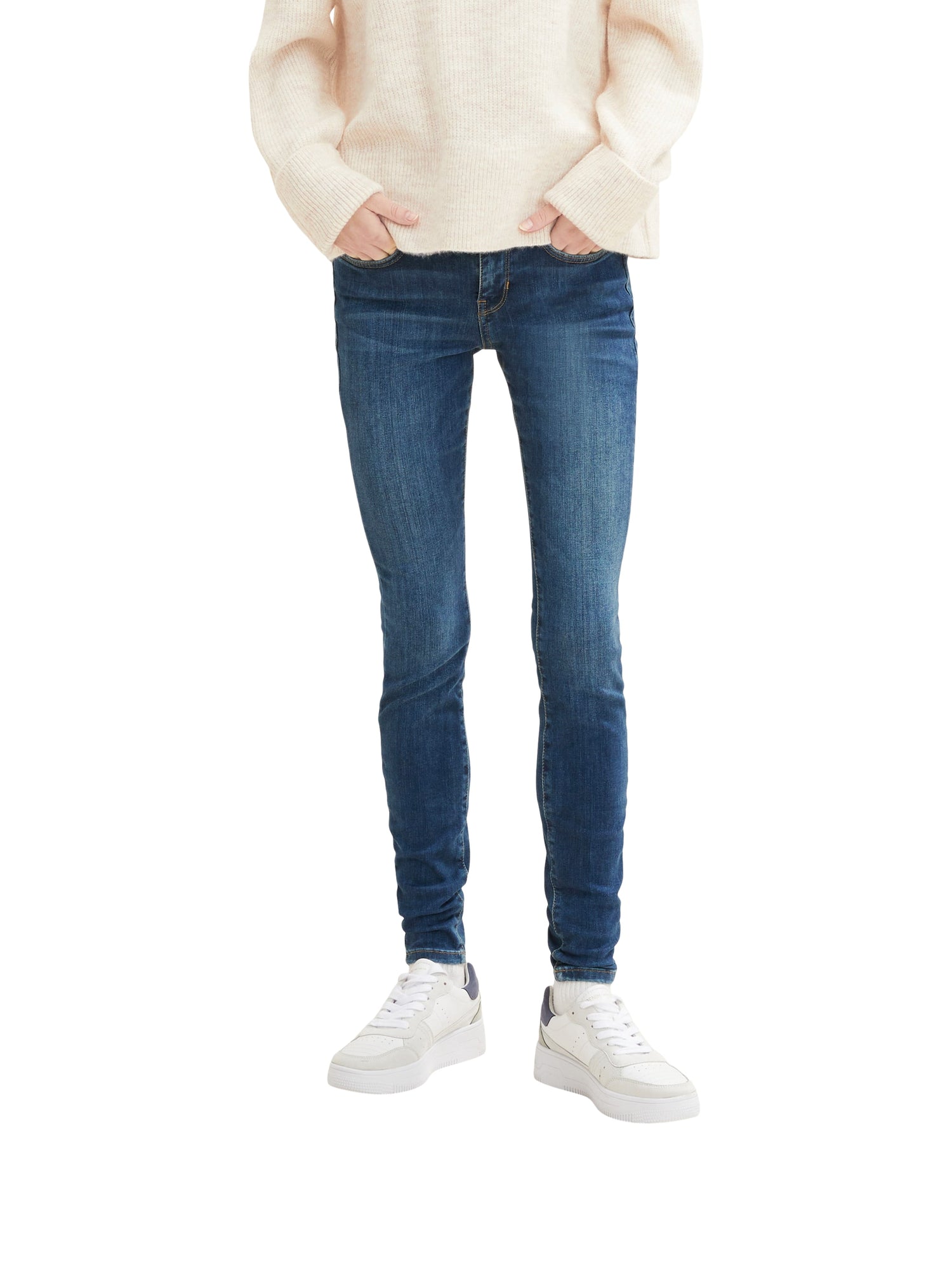 Nela Extra Skinny Jeans