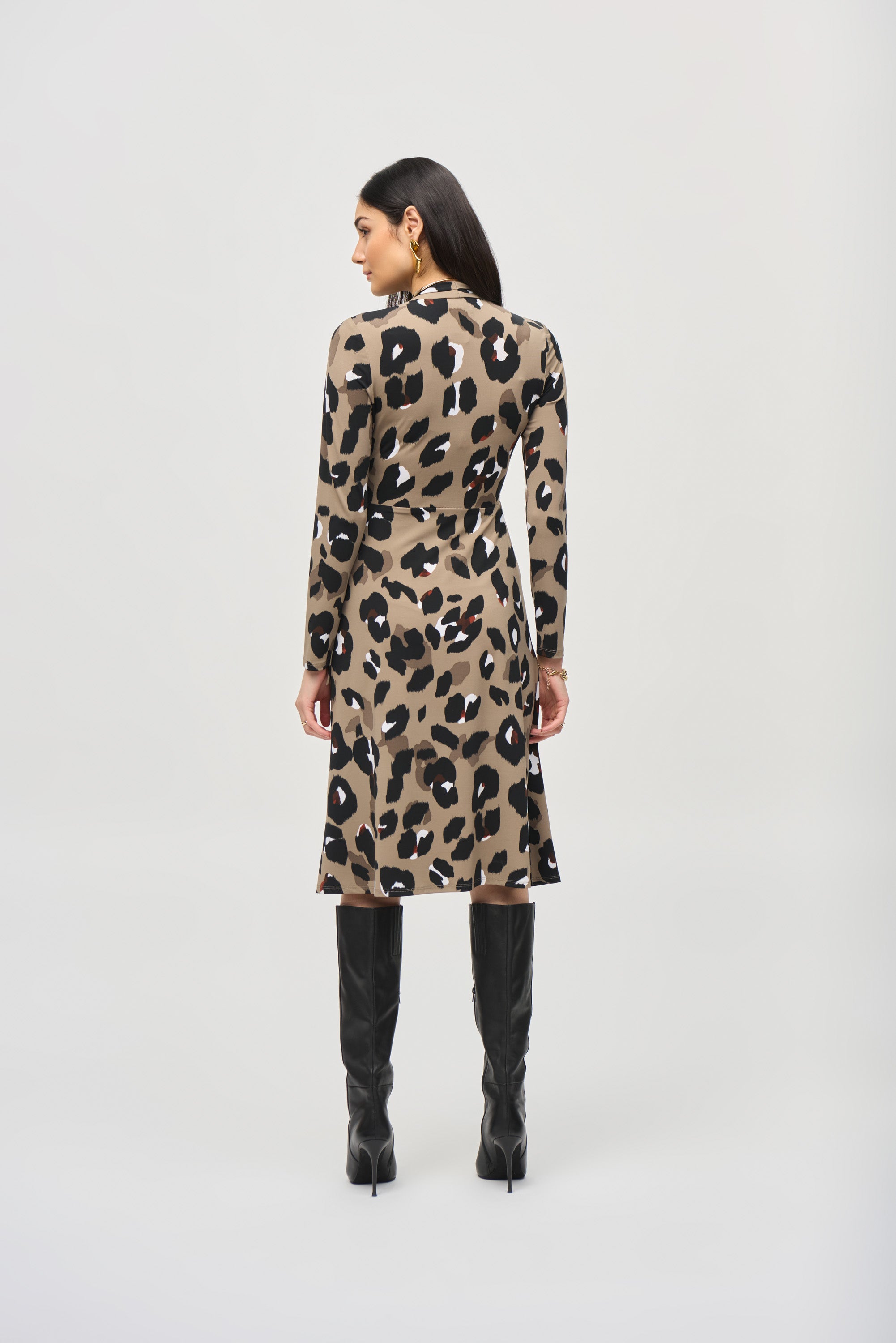 Wickelkleid aus Jersey mit Animalprint